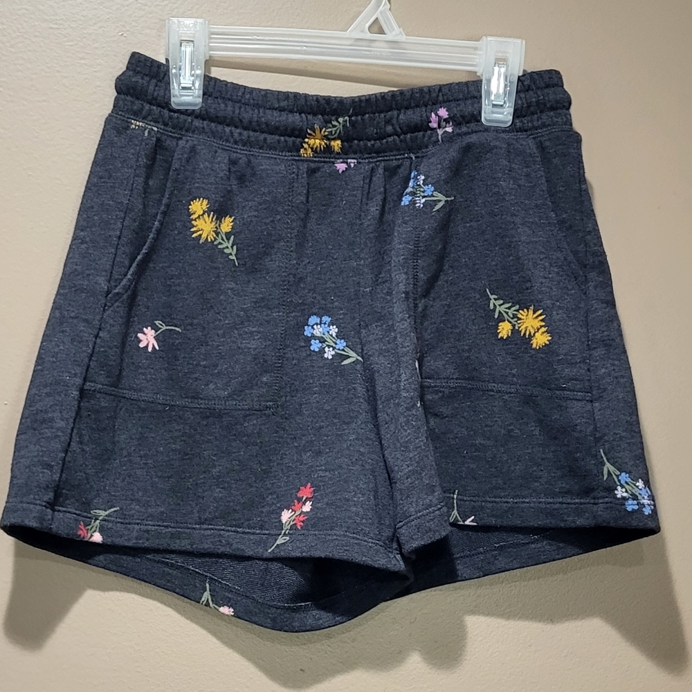 Old Navy Gray Floral Lounge Shorts